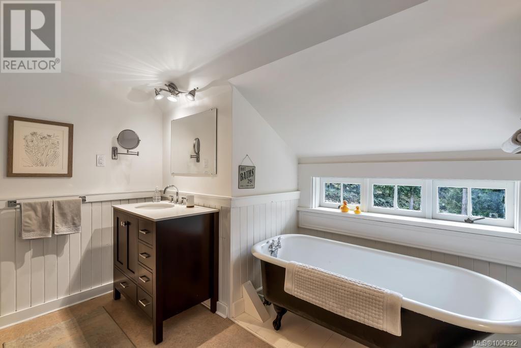 3003 Glen Eagles Rd, Shawnigan Lake
