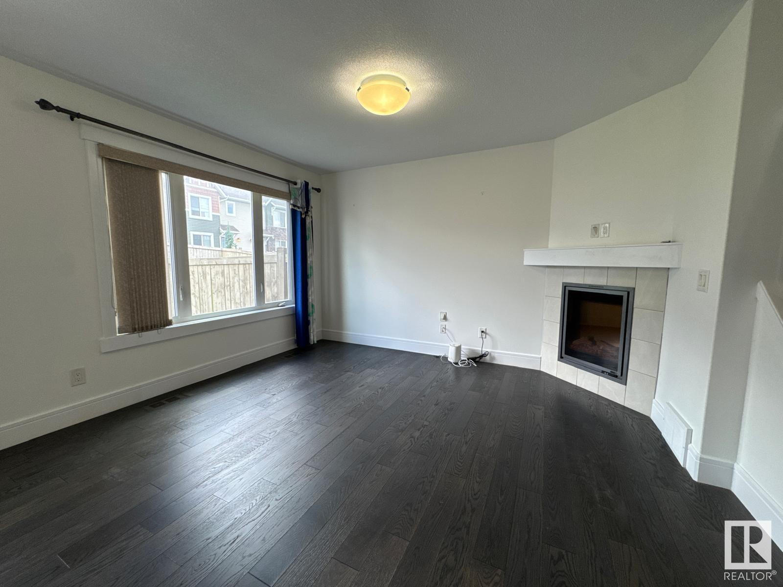 Photo 11 of 611 40 Av Nw, Edmonton AB