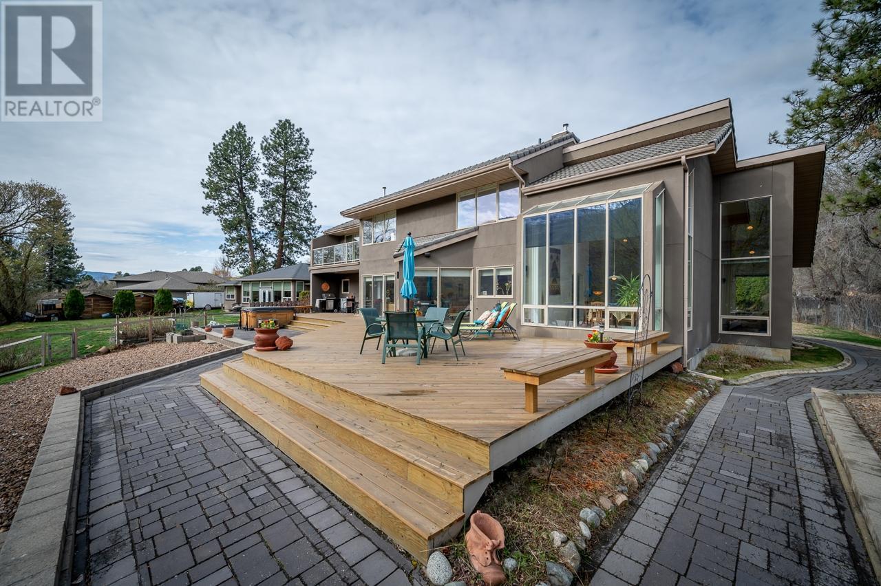 604 STANSFIELD Road, Kamloops