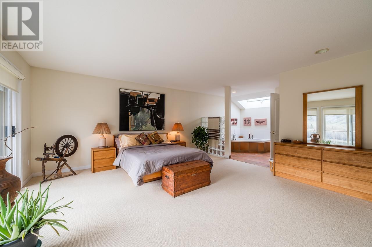 604 STANSFIELD Road, Kamloops