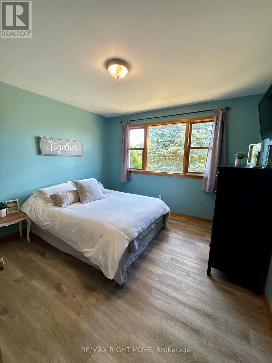 Photo 14 of 449 May Street, Brock ON