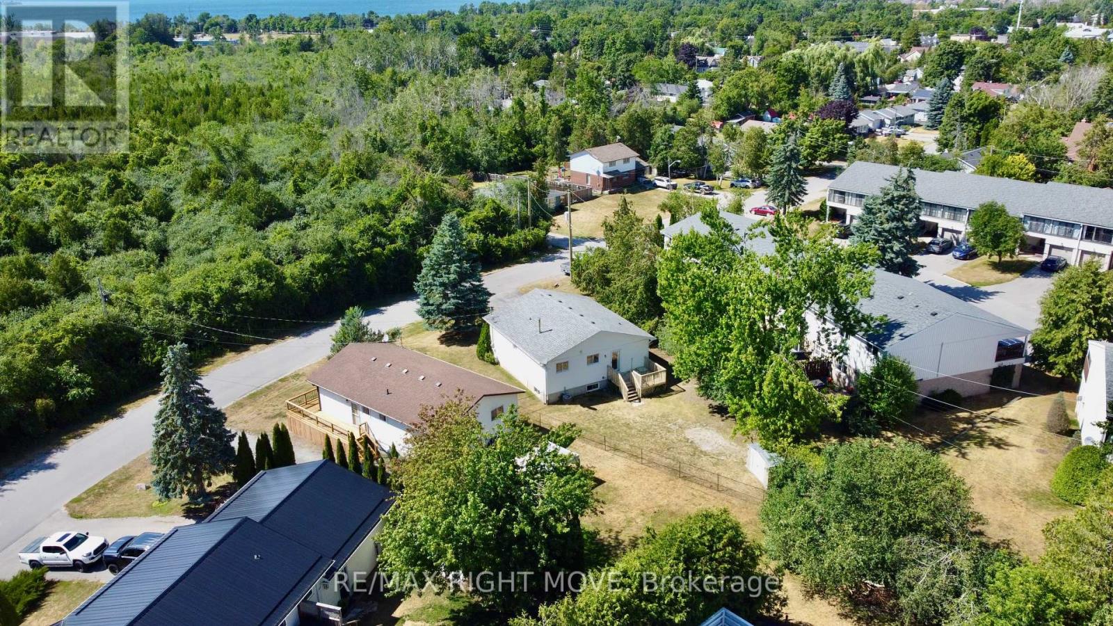 Photo 34 of 449 May Street, Brock ON