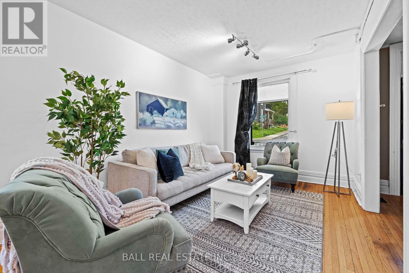 Photo 23 of 78 Mcdonnel Street, Peterborough Central ON