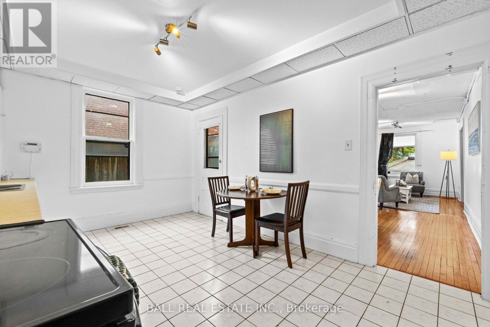 Photo 33 of 78 Mcdonnel Street, Peterborough Central ON
