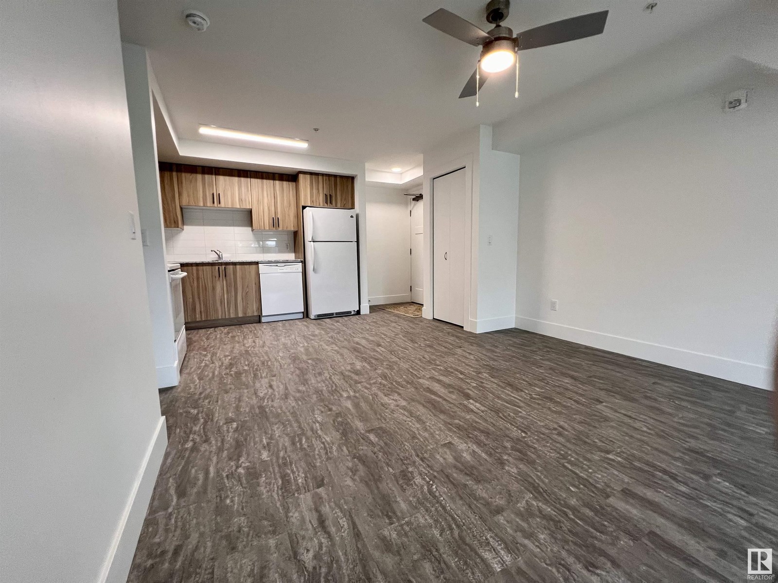 Photo 18 of 205 9504 182 St Nw, Edmonton AB