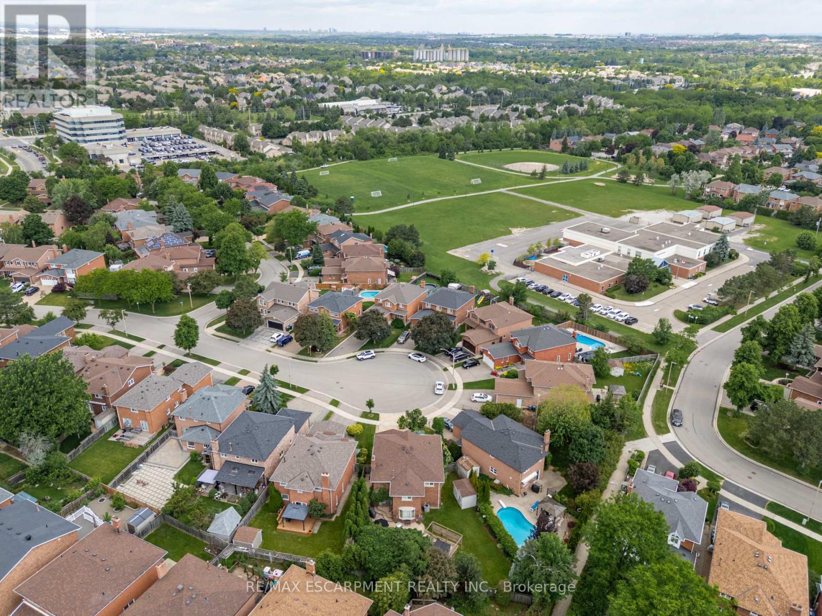 Photo 17 of 2054 Teeside Court, Mississauga ON