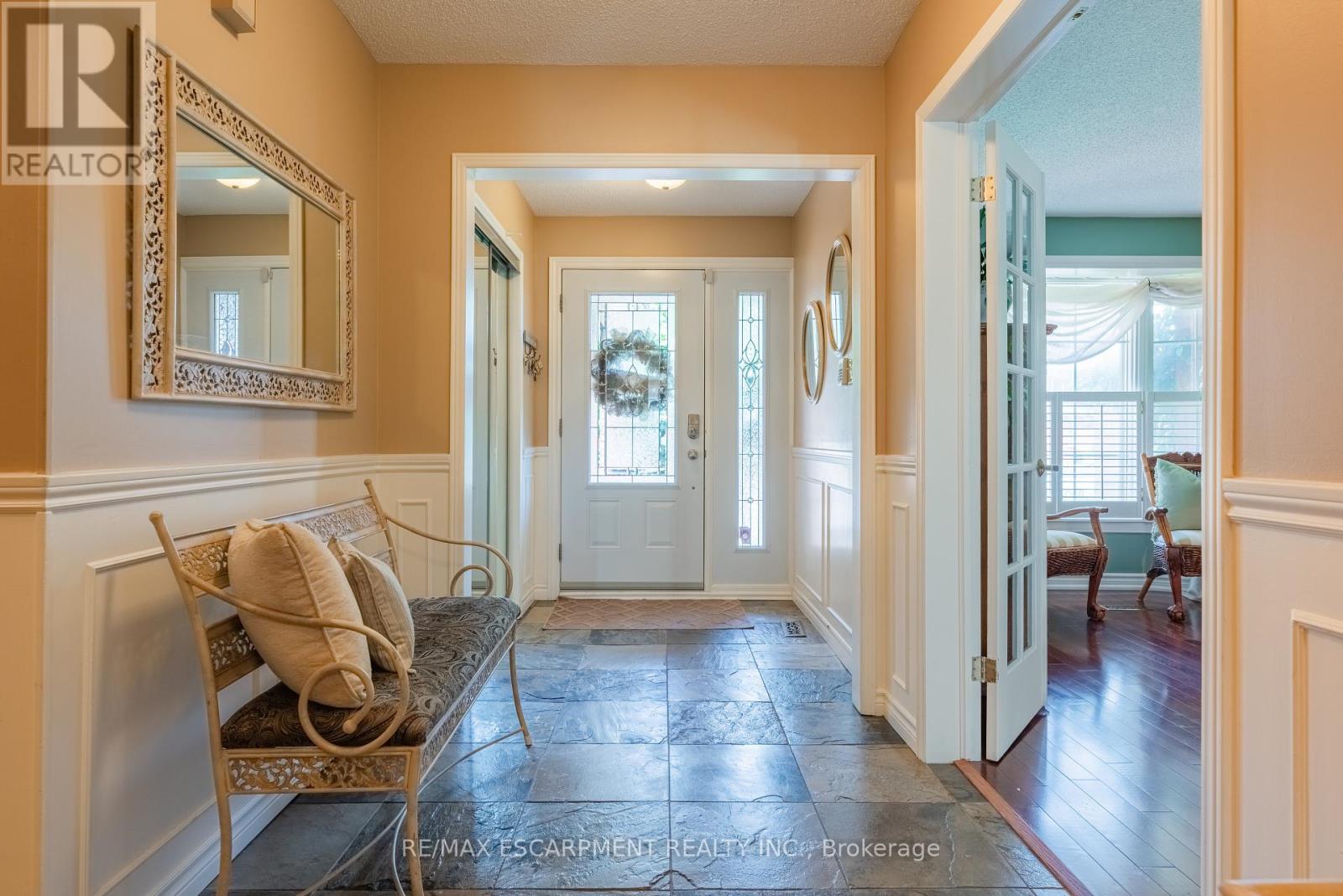 Photo 10 of 2054 Teeside Court, Mississauga ON