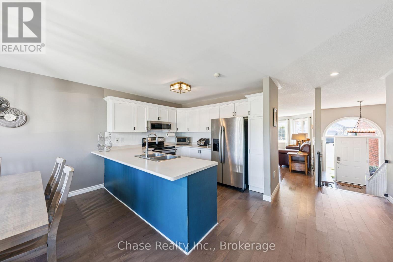 Photo 5 of 18 St Amant Road, Penetanguishene ON