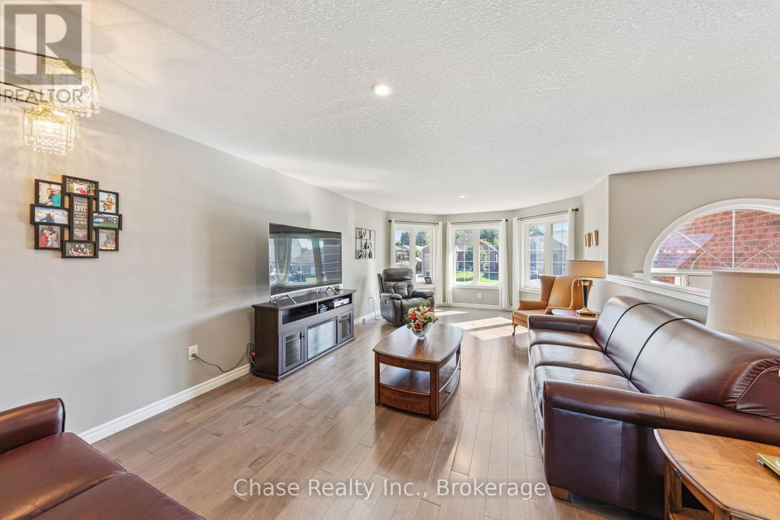 Photo 35 of 18 St Amant Road, Penetanguishene ON