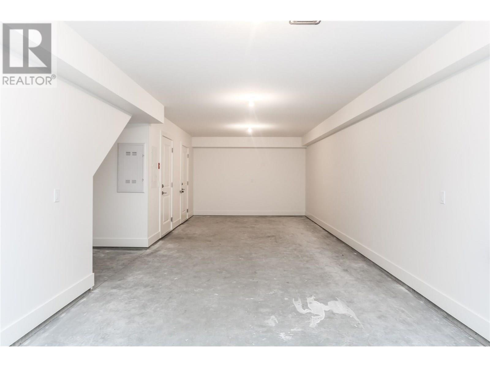 43 720 Valley Road, Kelowna