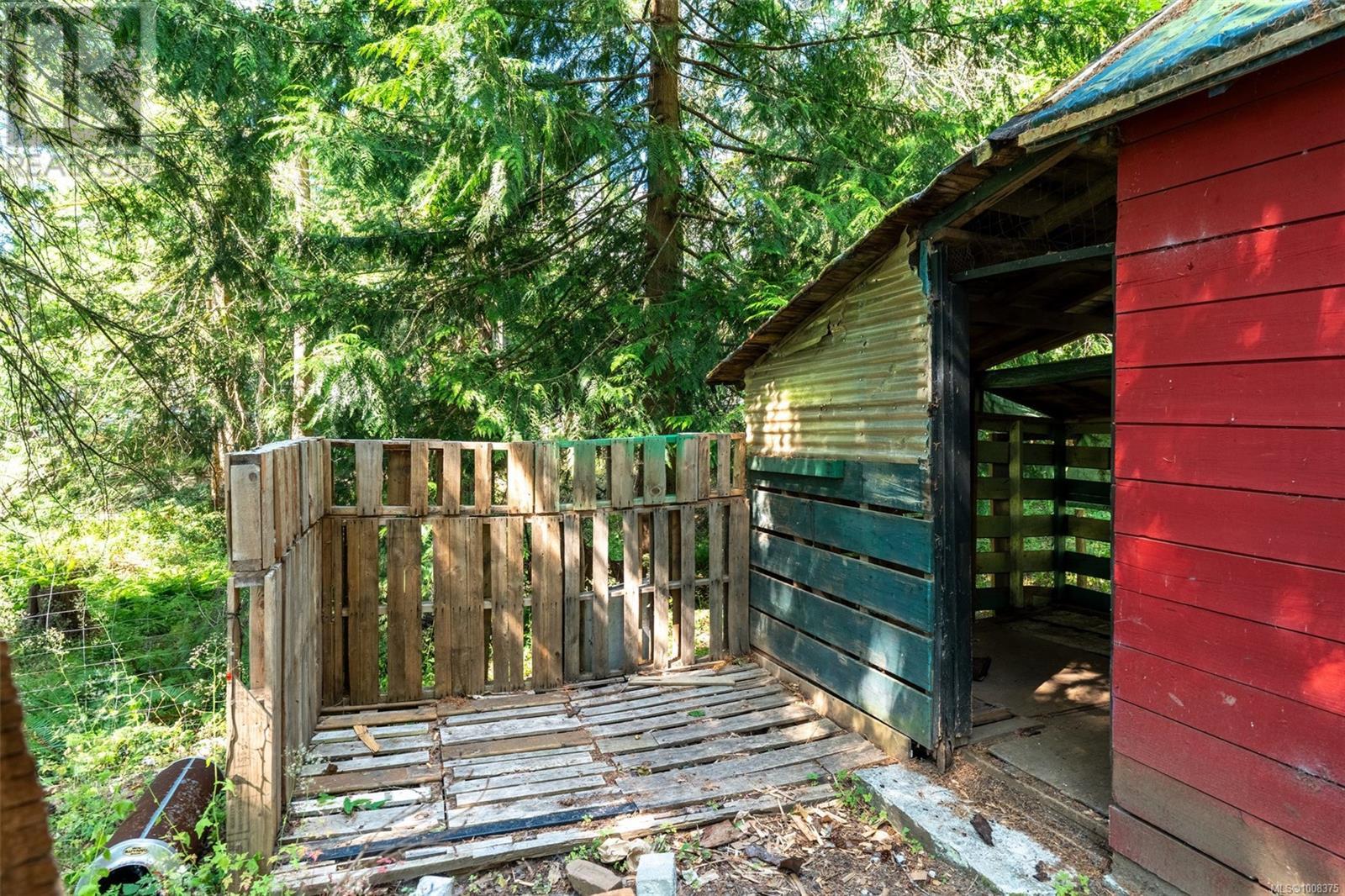 Photo 30 of 1725 Elford Rd, Shawnigan Lake BC