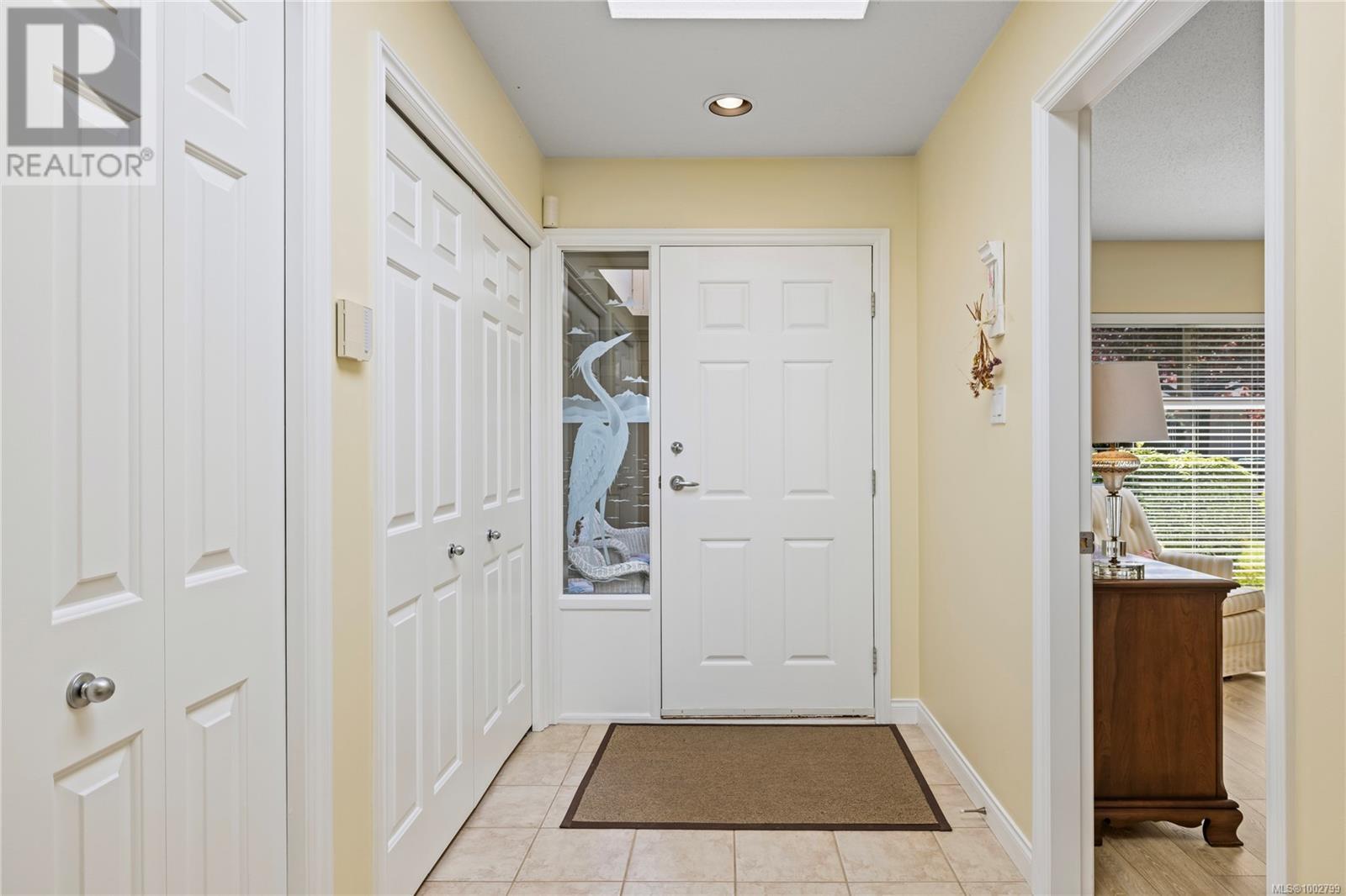 Photo 12 of 912 Lakes Blvd, French Creek BC