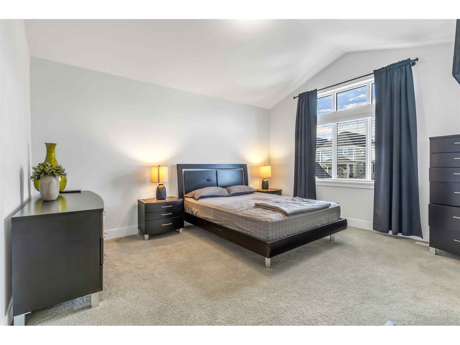 Photo 30 of 16683 21 Avenue, Surrey BC