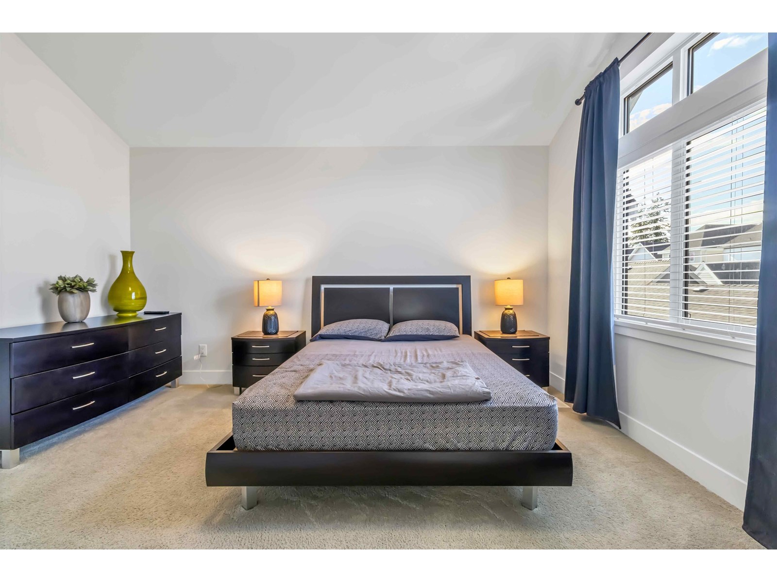 Photo 33 of 16683 21 Avenue, Surrey BC