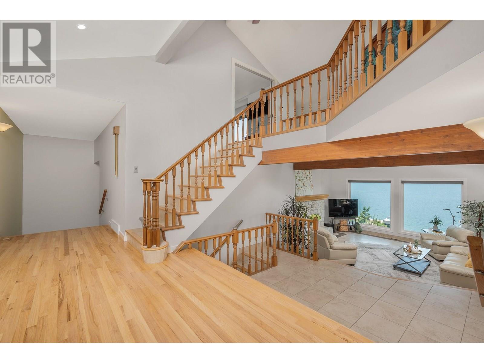 7994 Tronson Road, Vernon