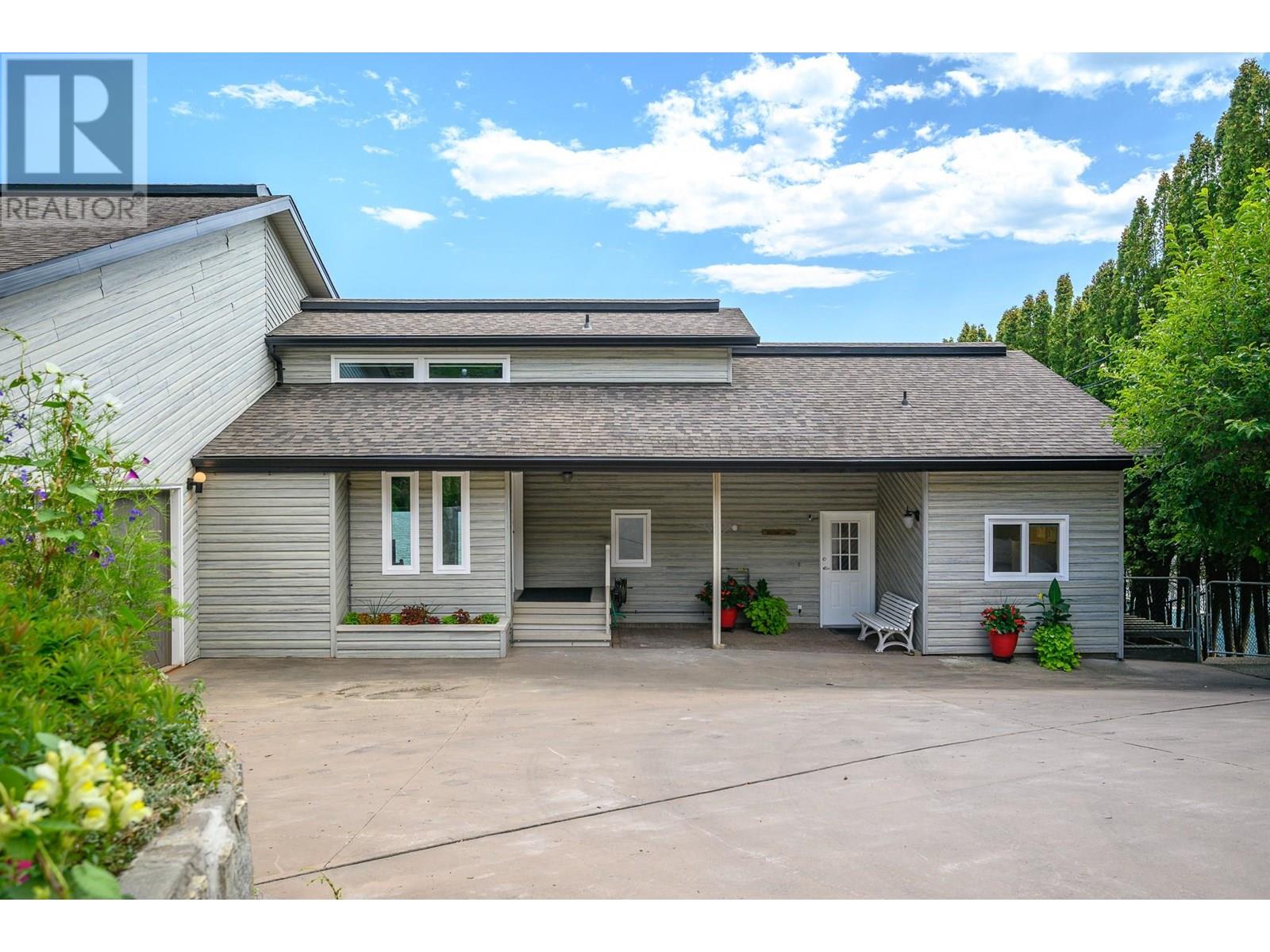 7994 Tronson Road, Vernon