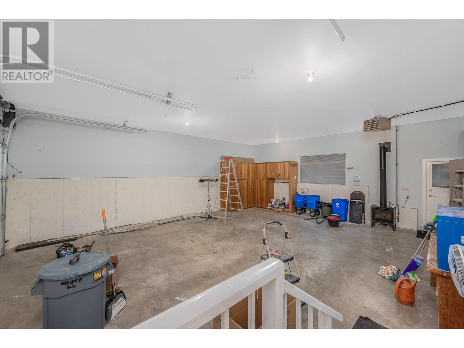 7994 Tronson Road, Vernon