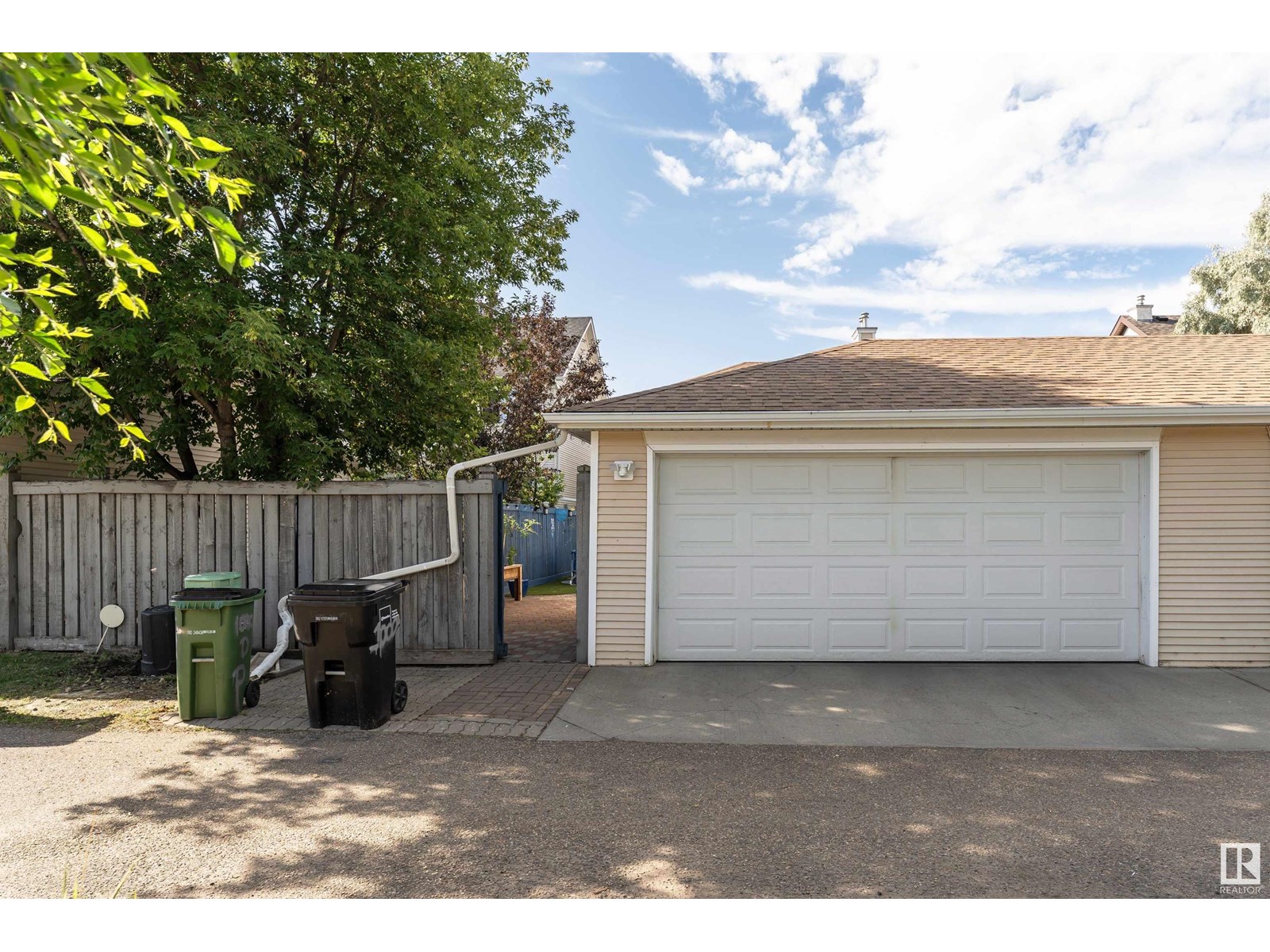 10004 144 AV NW - Image 5