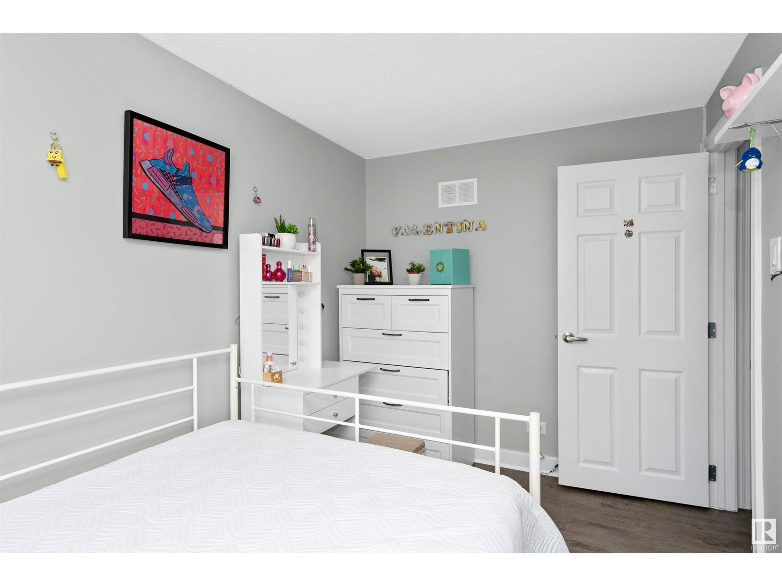 10004 144 AV NW - Image 36