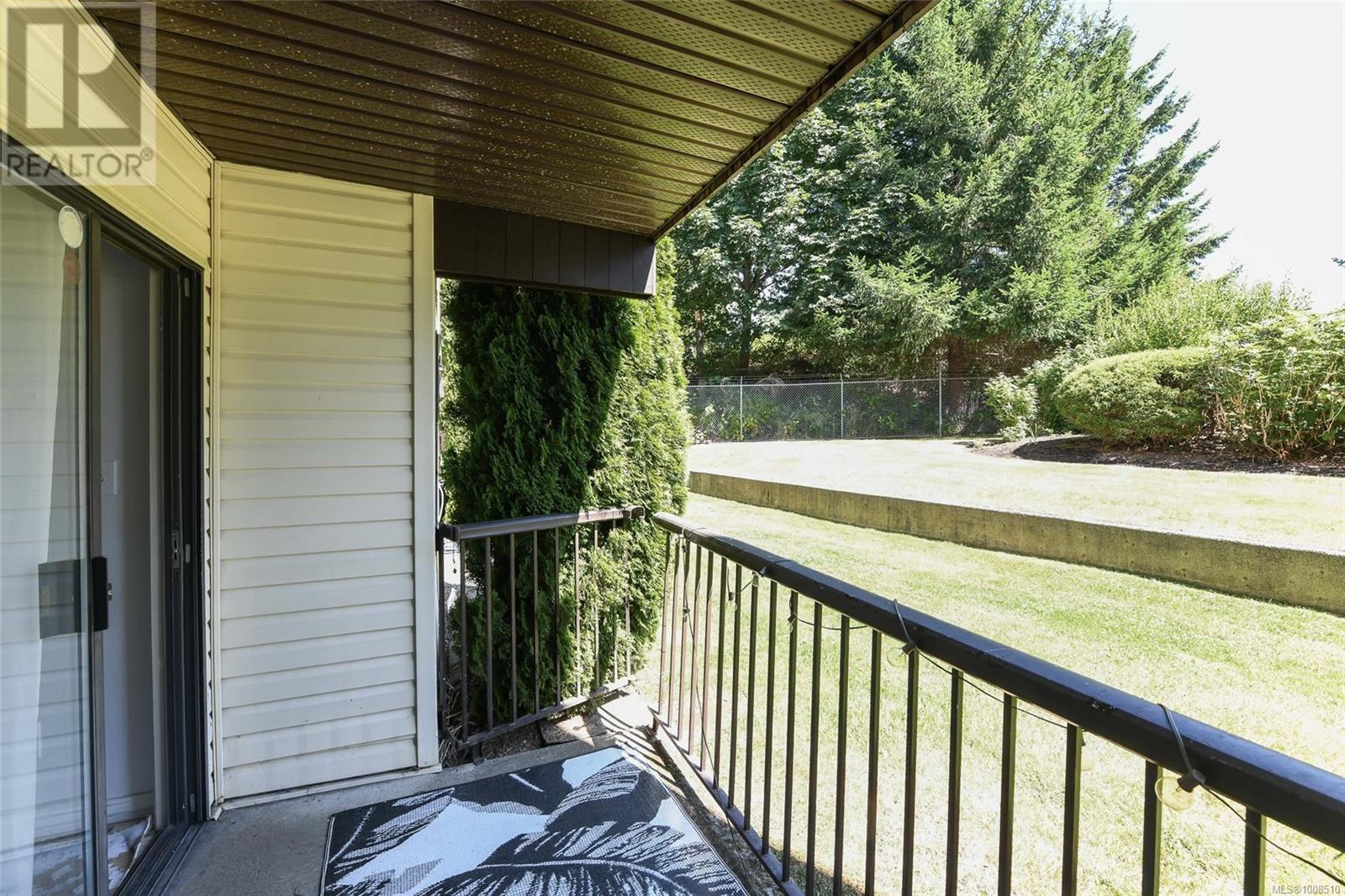 118 585 Dogwood St S, Campbell River