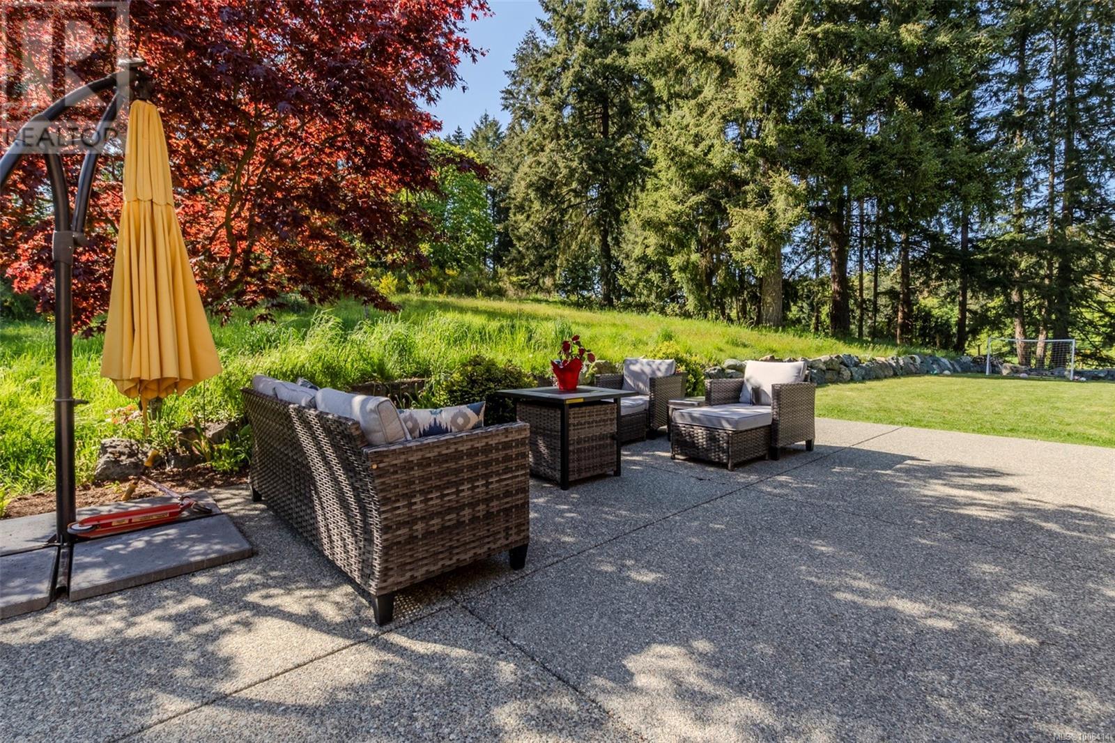 Photo 6 of 6888 Southview Terr, Duncan BC