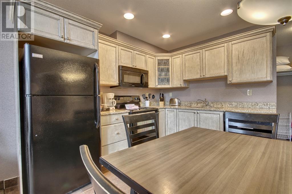 Photo 2 of 602 603 405 4 Street, Rural Cypress County AB