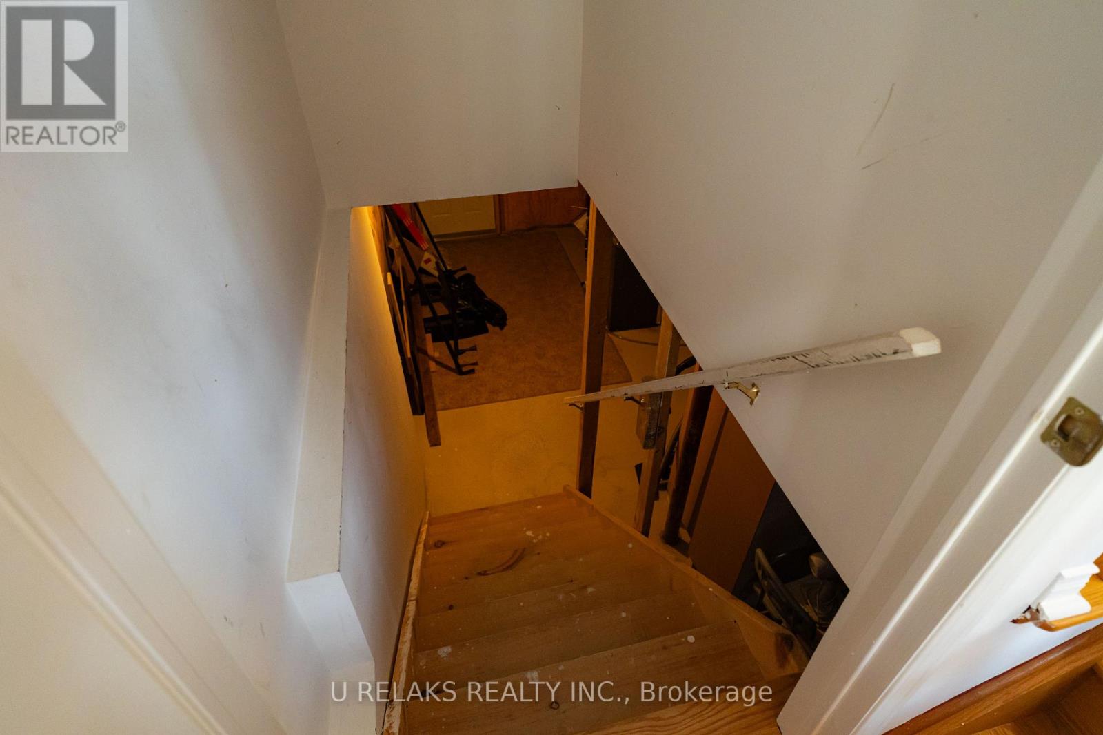 Photo 6 of 7211 Atwood Lane, Mississauga ON