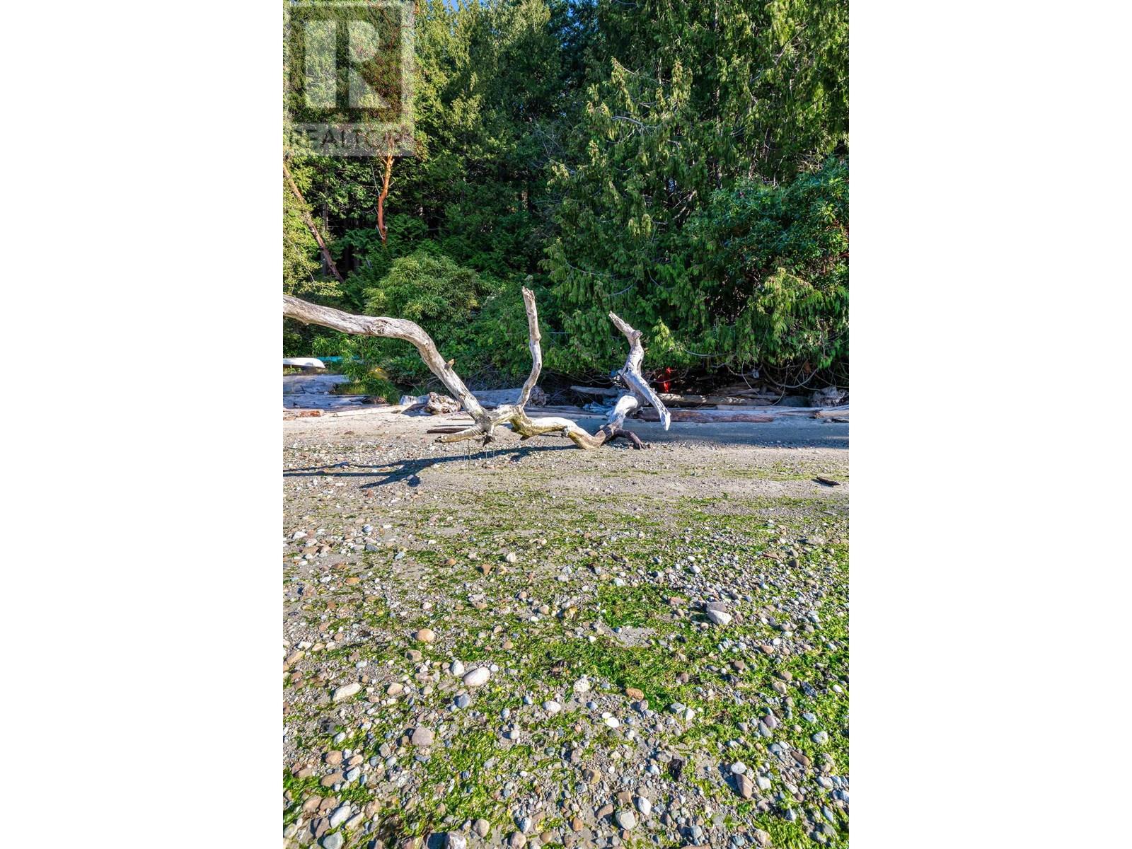 498 MARINE TURNABOUT, Mayne Island
