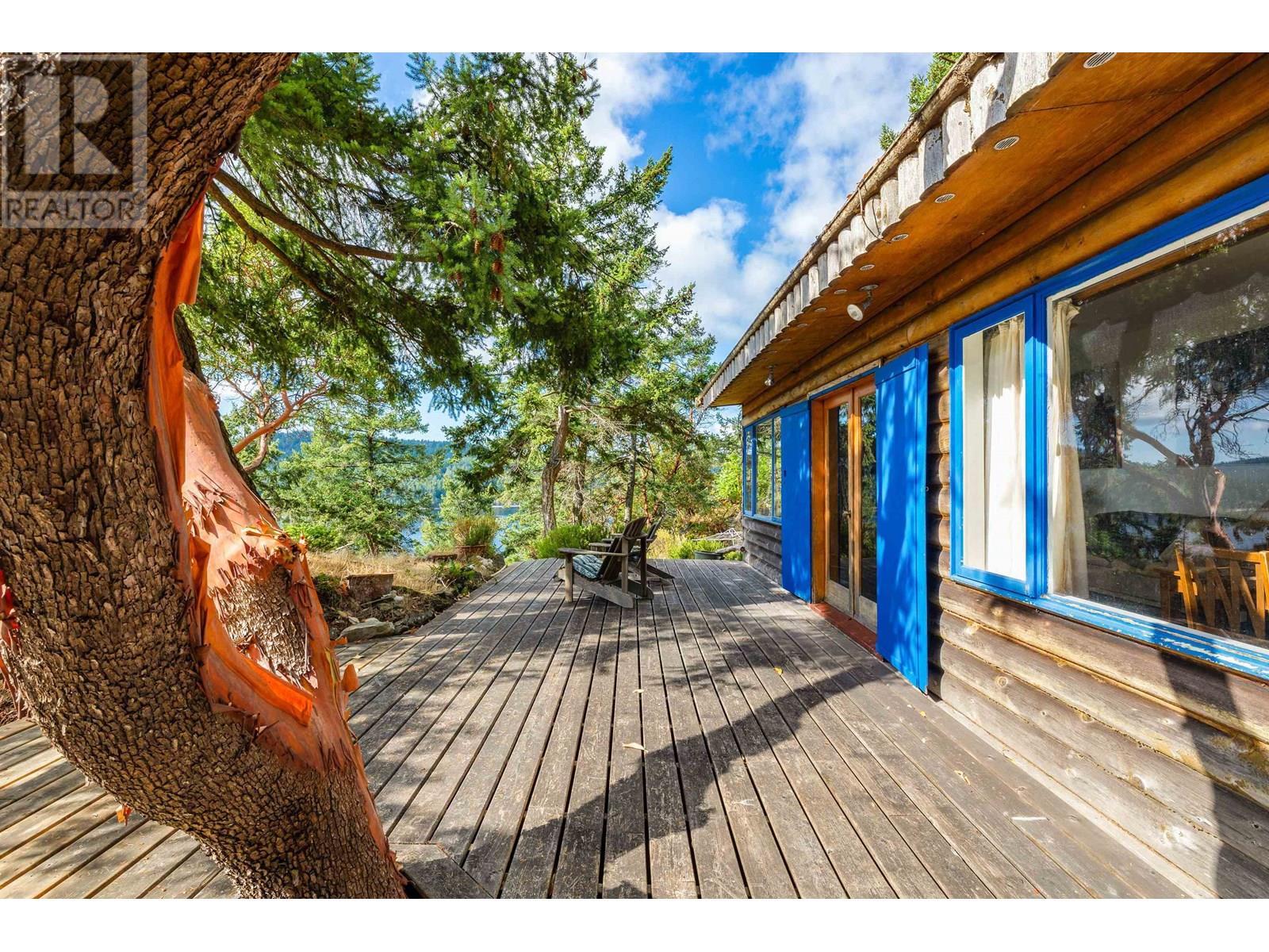 498 MARINE TURNABOUT, Mayne Island