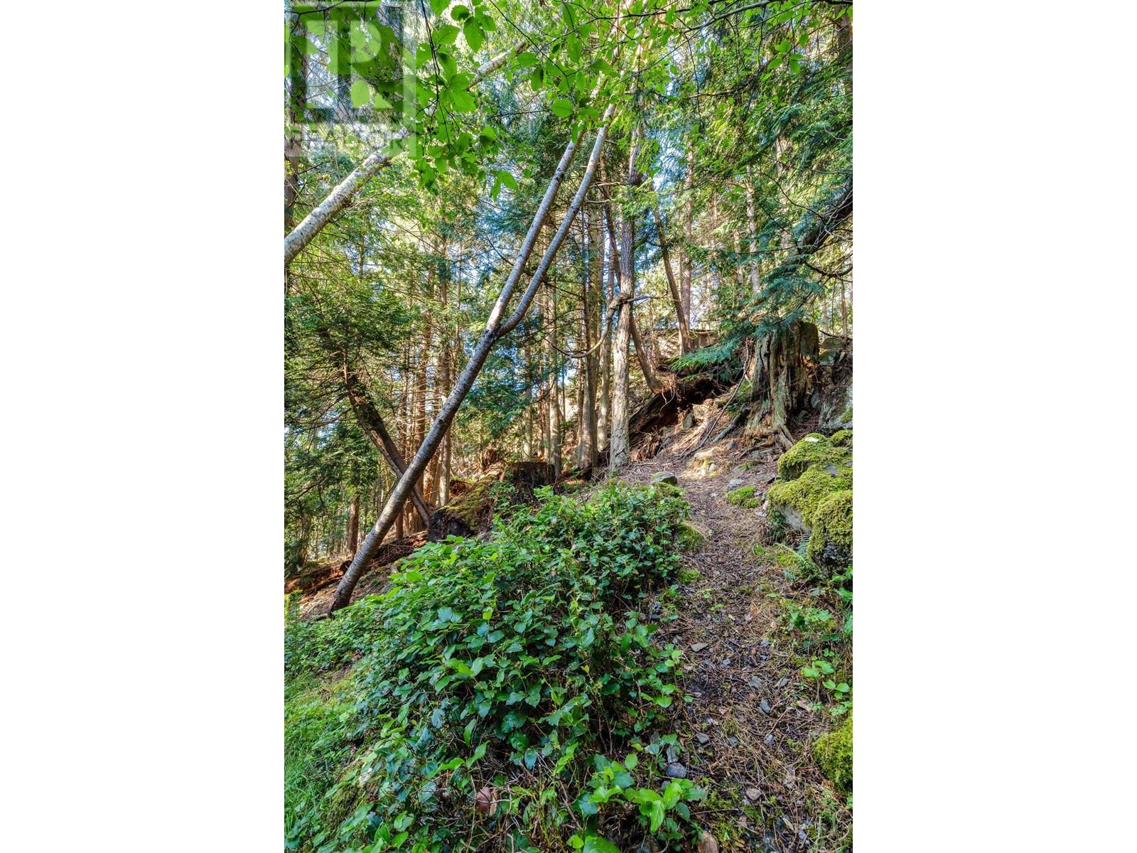 498 MARINE TURNABOUT, Mayne Island