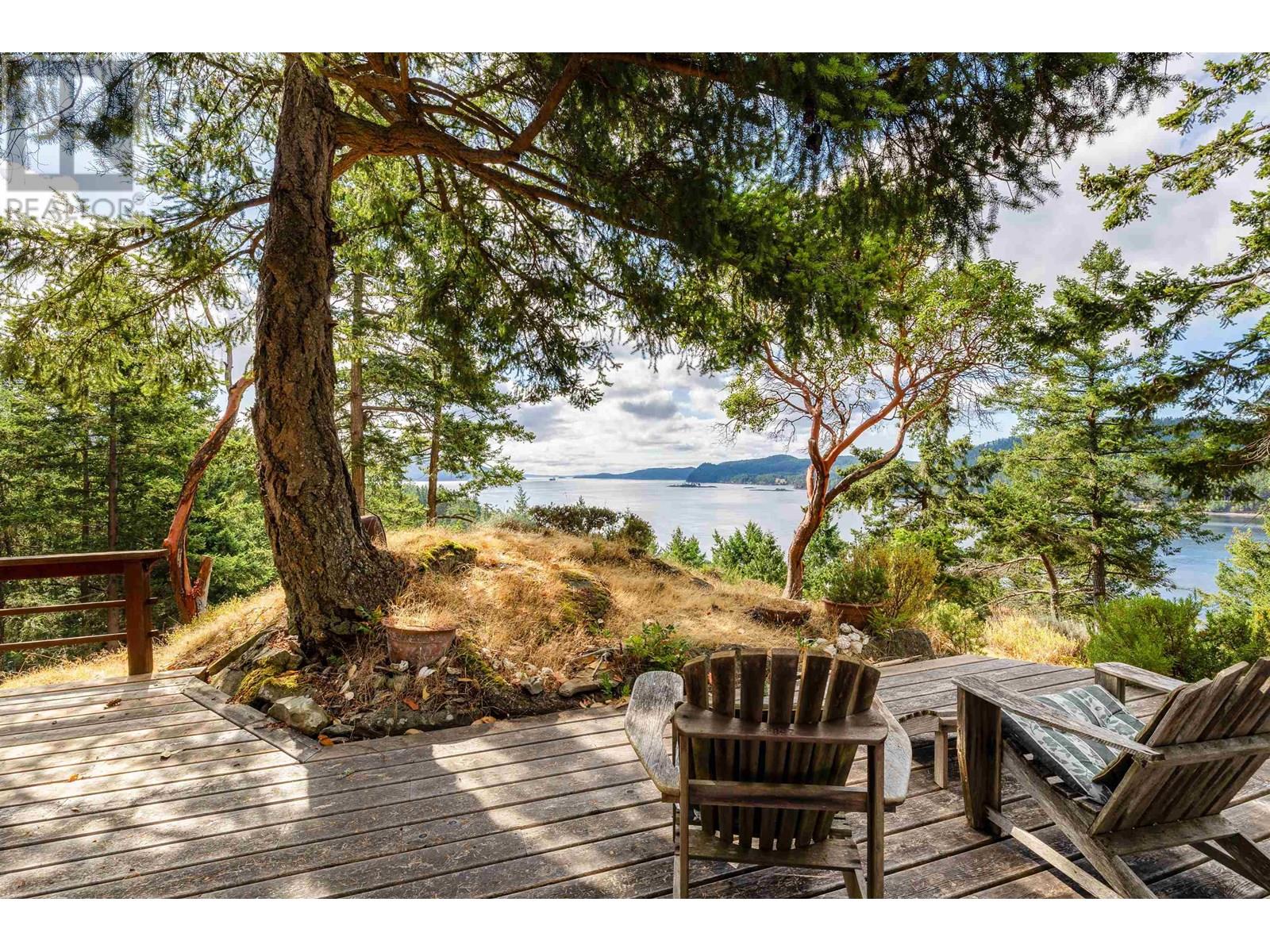 498 MARINE TURNABOUT, Mayne Island