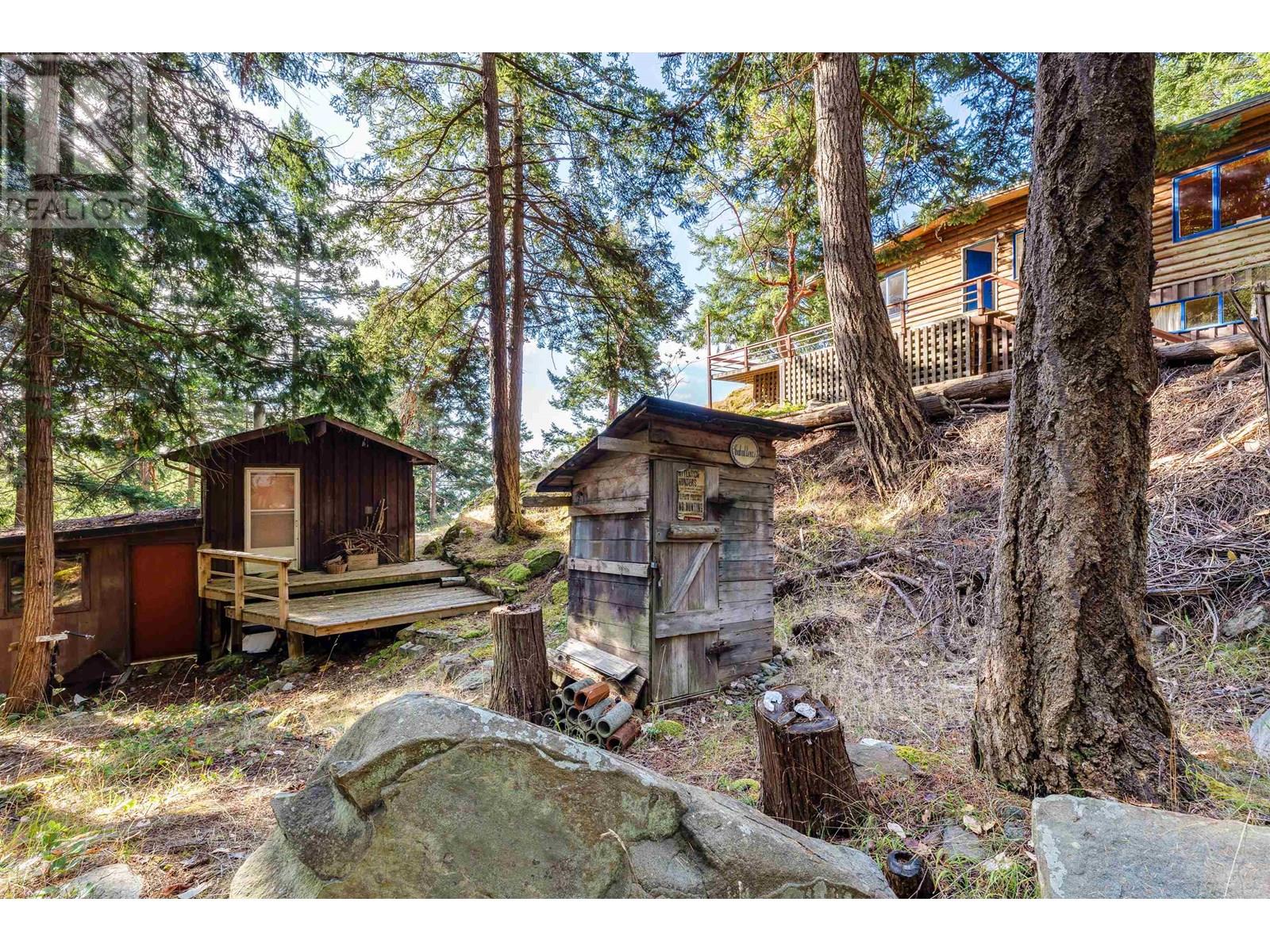 498 MARINE TURNABOUT, Mayne Island
