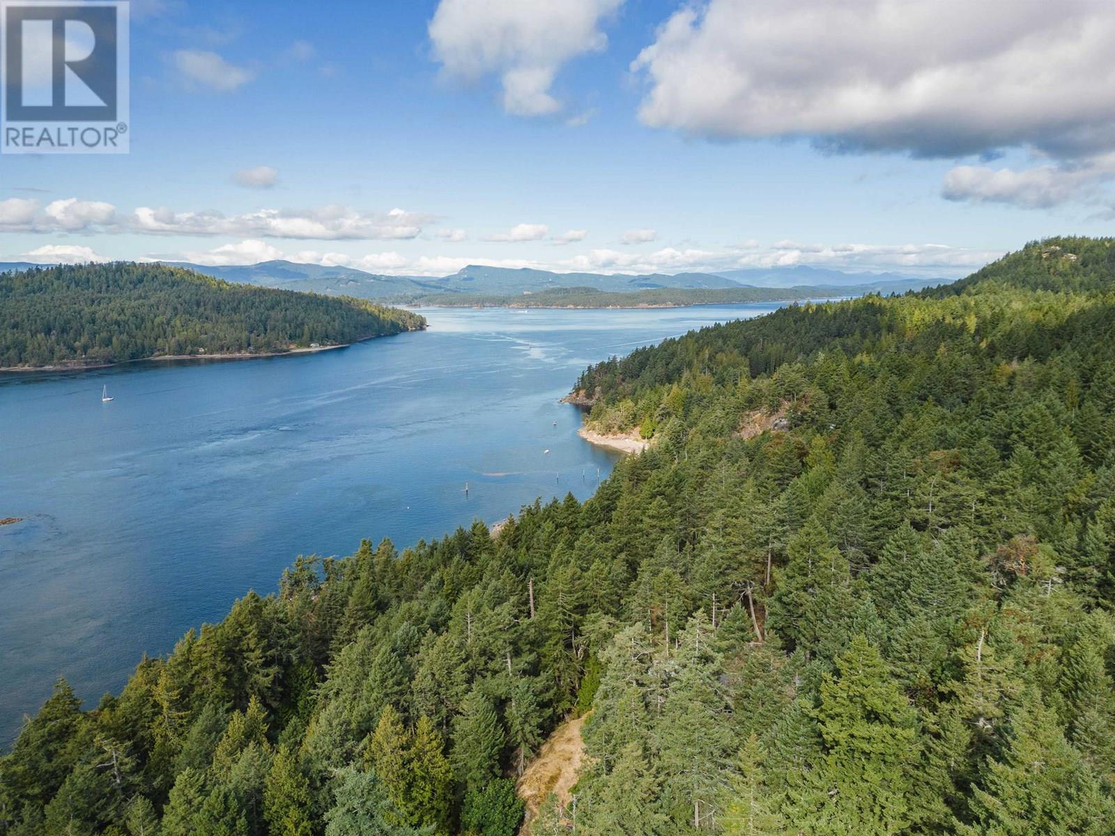 498 MARINE TURNABOUT, Mayne Island