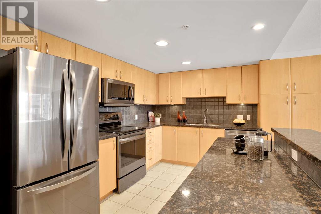 Single Family House for Sale in    Avenue SW Downtown West End Calgary 