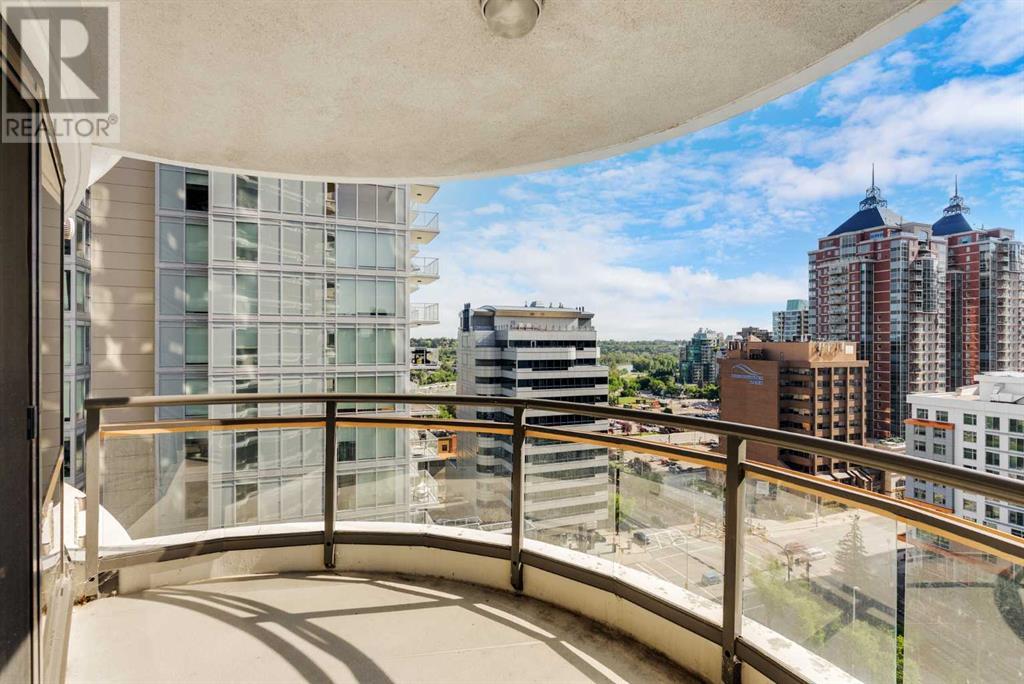Single Family House for Sale in    Avenue SW Downtown West End Calgary 