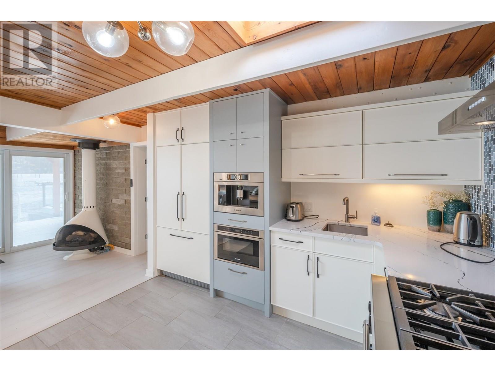  266 Alder Avenue, Kaleden