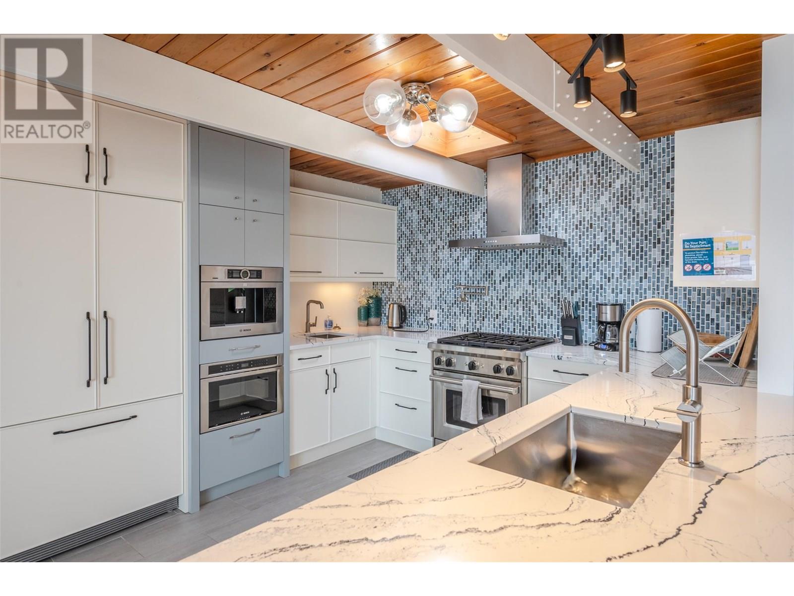  266 Alder Avenue, Kaleden