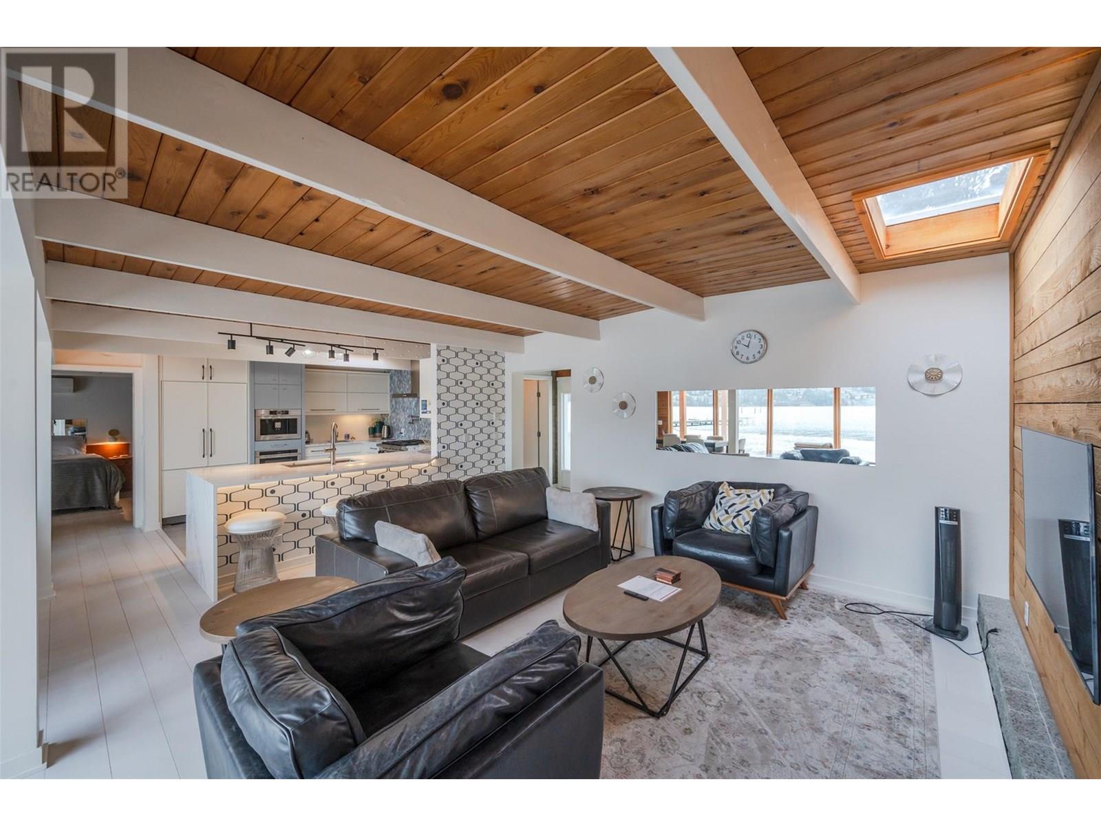  266 Alder Avenue, Kaleden