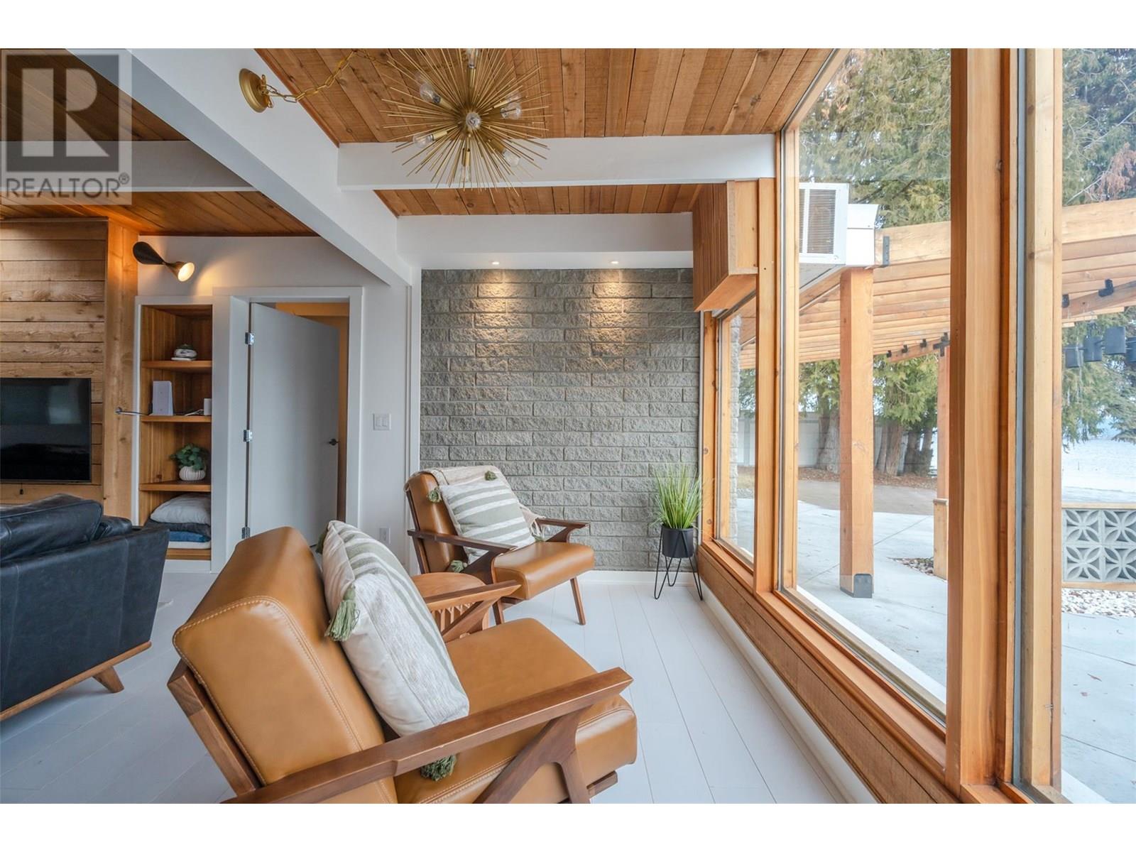  266 Alder Avenue, Kaleden