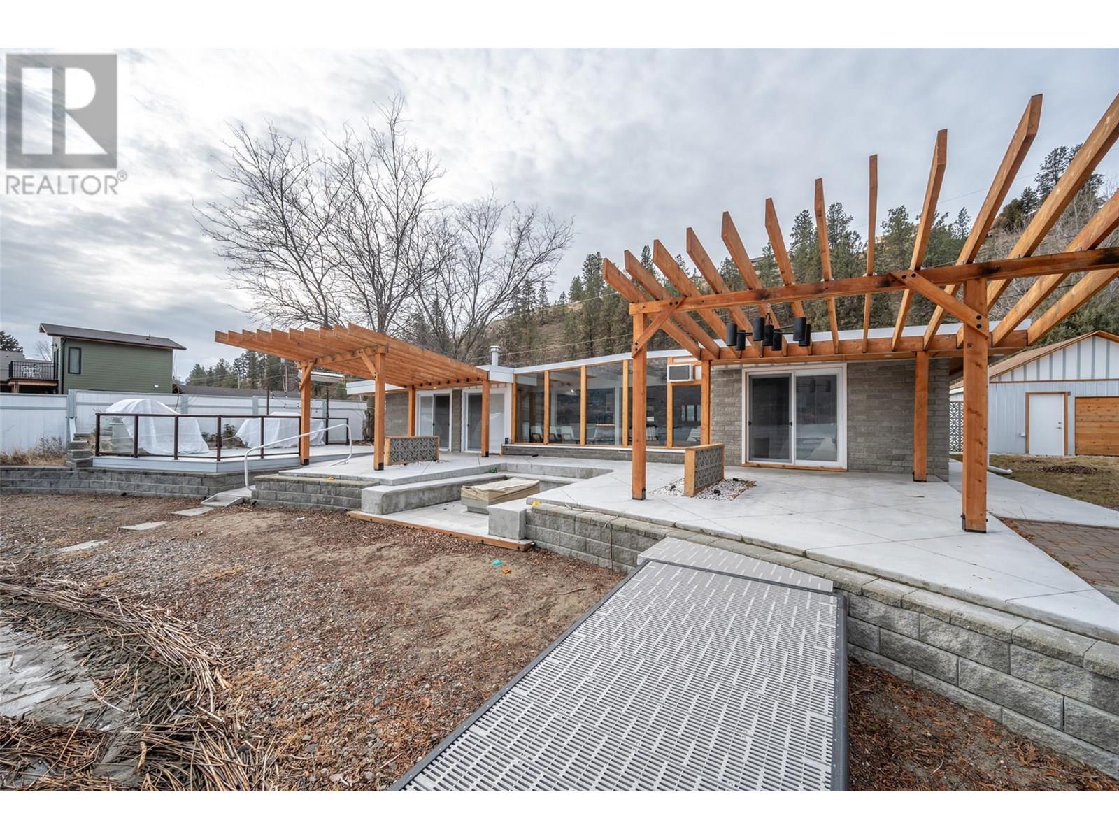  266 Alder Avenue, Kaleden