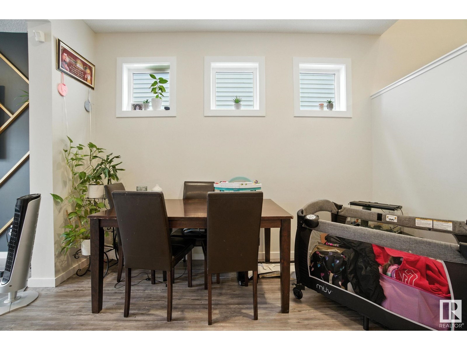 Photo 17 of 1780 25 St Nw, Edmonton AB