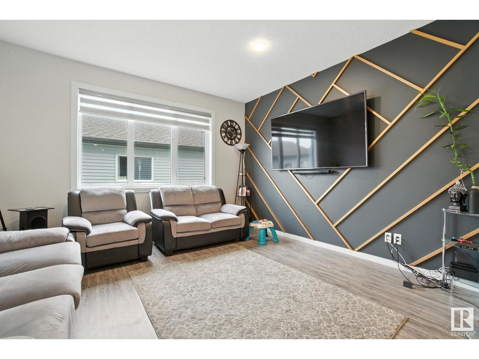 Photo 20 of 1780 25 St Nw, Edmonton AB