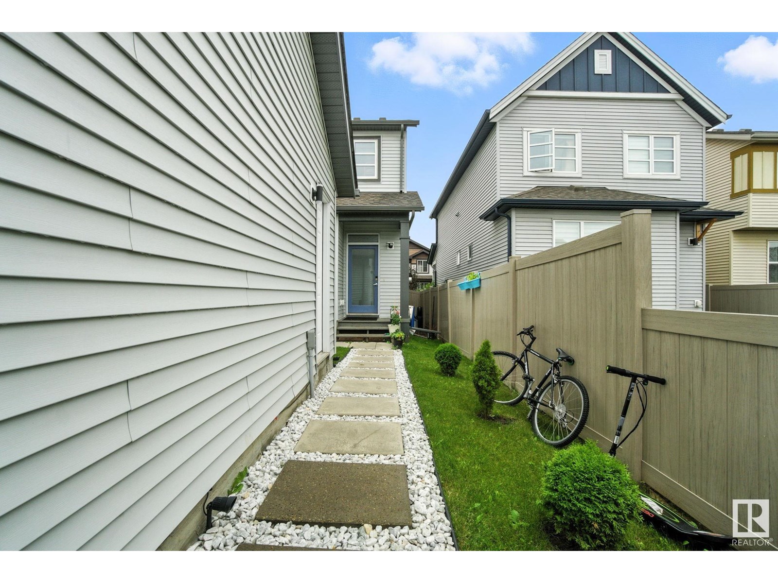 Photo 55 of 1780 25 St Nw, Edmonton AB