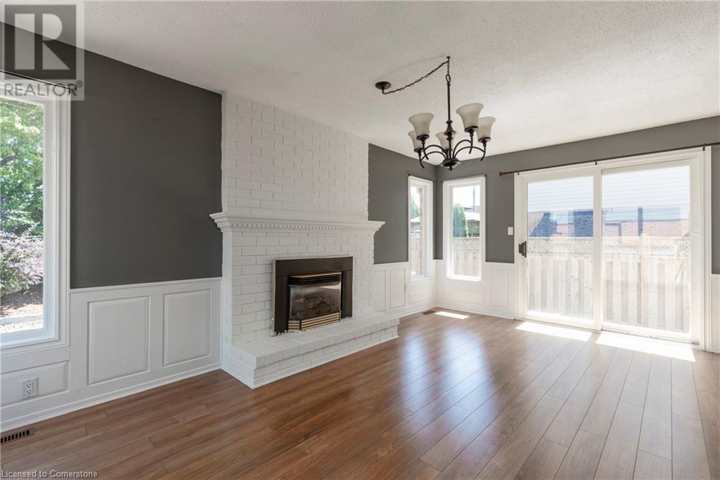 Photo 13 of 128 Brian Boulevard, Waterdown ON