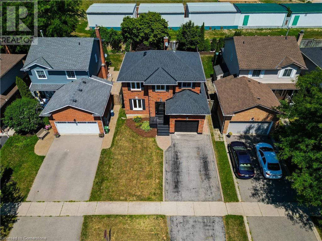 Photo 47 of 128 Brian Boulevard, Waterdown ON