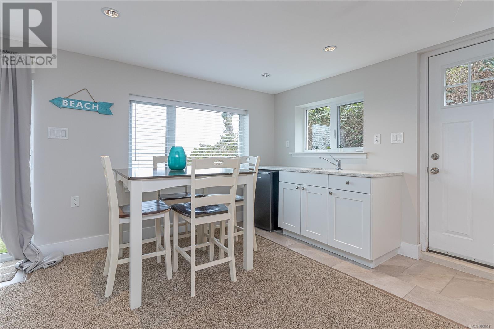 Photo 54 of 484 Bay St, Qualicum Beach BC