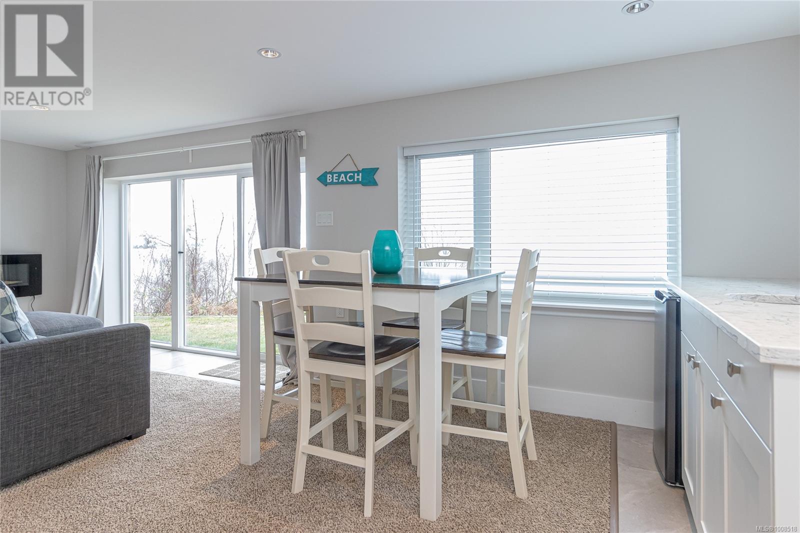 Photo 55 of 484 Bay St, Qualicum Beach BC