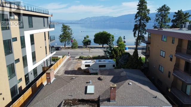 594 Lakeshore Drive, Penticton
