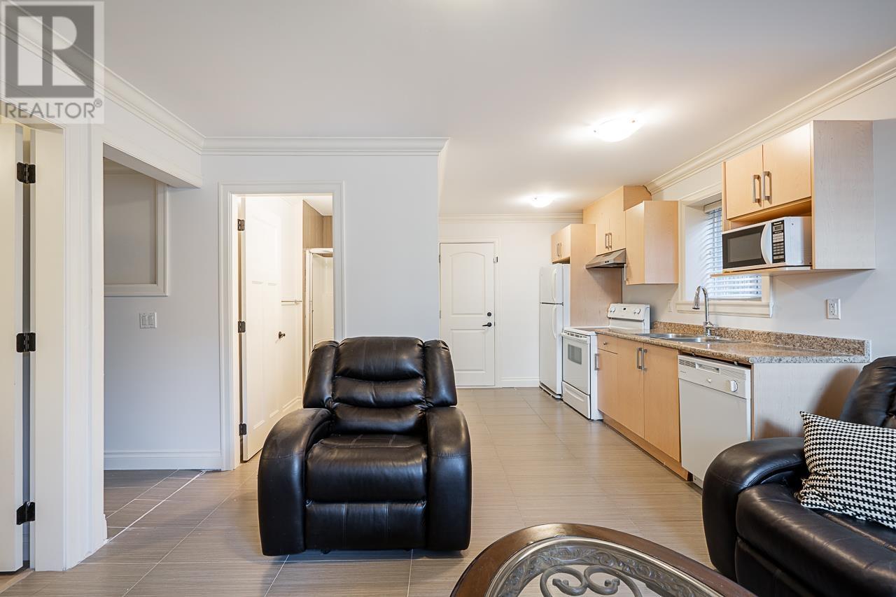 Photo 10 of 3795 Union Street, Burnaby BC