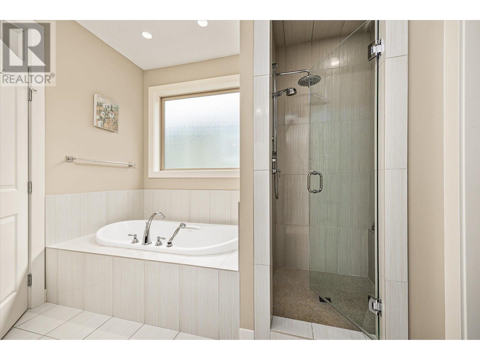  2425 Ryser Place, West Kelowna